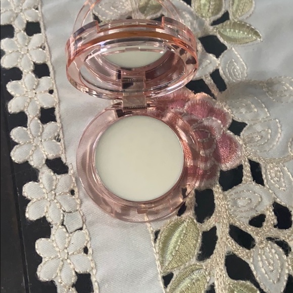 Wander beauty - Picture 2 of 5